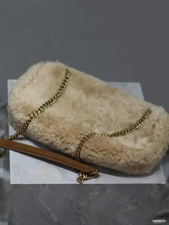 YSL SHEARLING IN CALYPSO 0623
